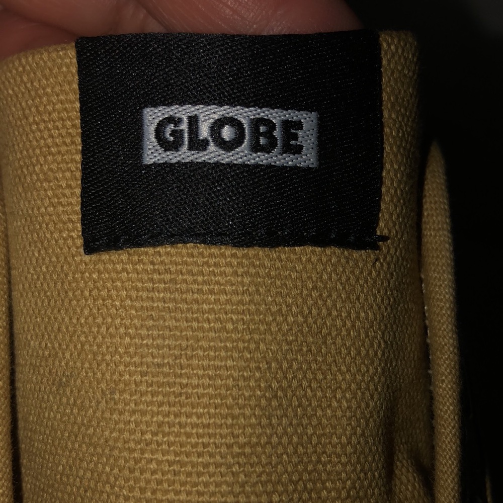 Globe shoes - Picture 5 of 8